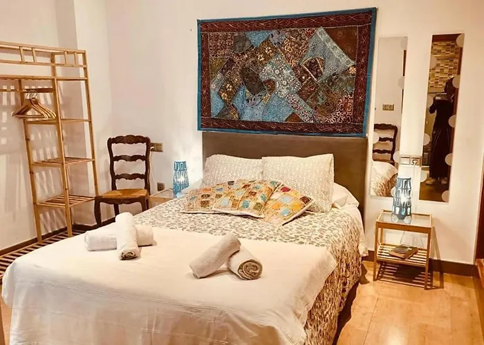 Апартаменты Casa Siglo Xviii Con Patio En Centro De Con Parking Opcional